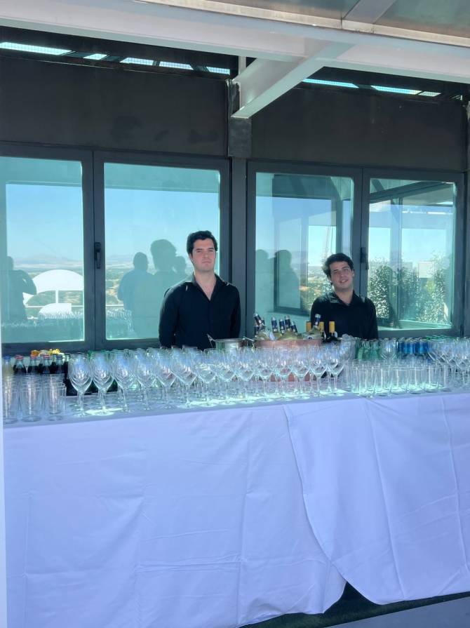 825d7f92-7e24-4a24-990e-9ea53a44286e